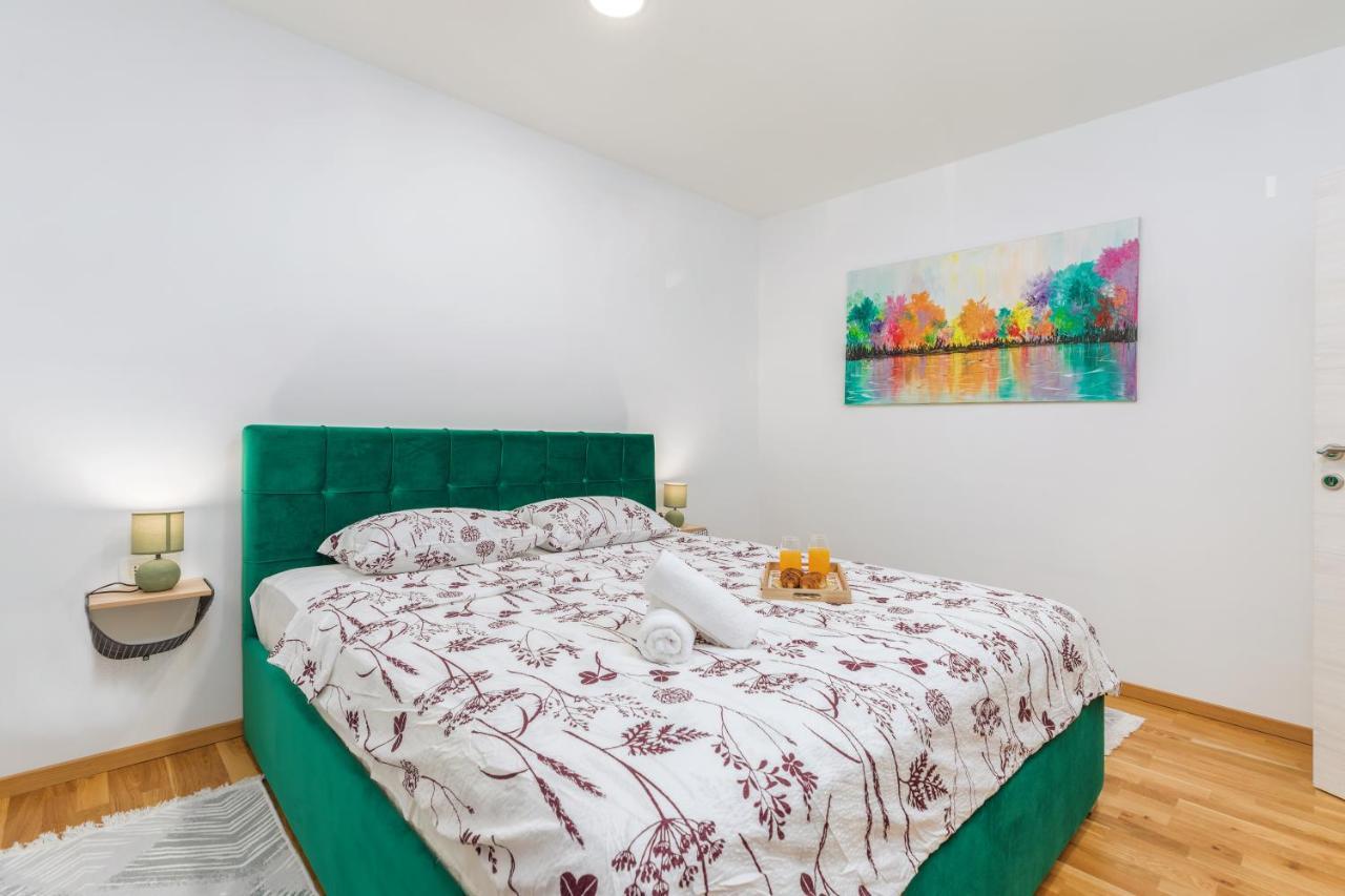 Apartment Lorilu Pula Exteriér fotografie