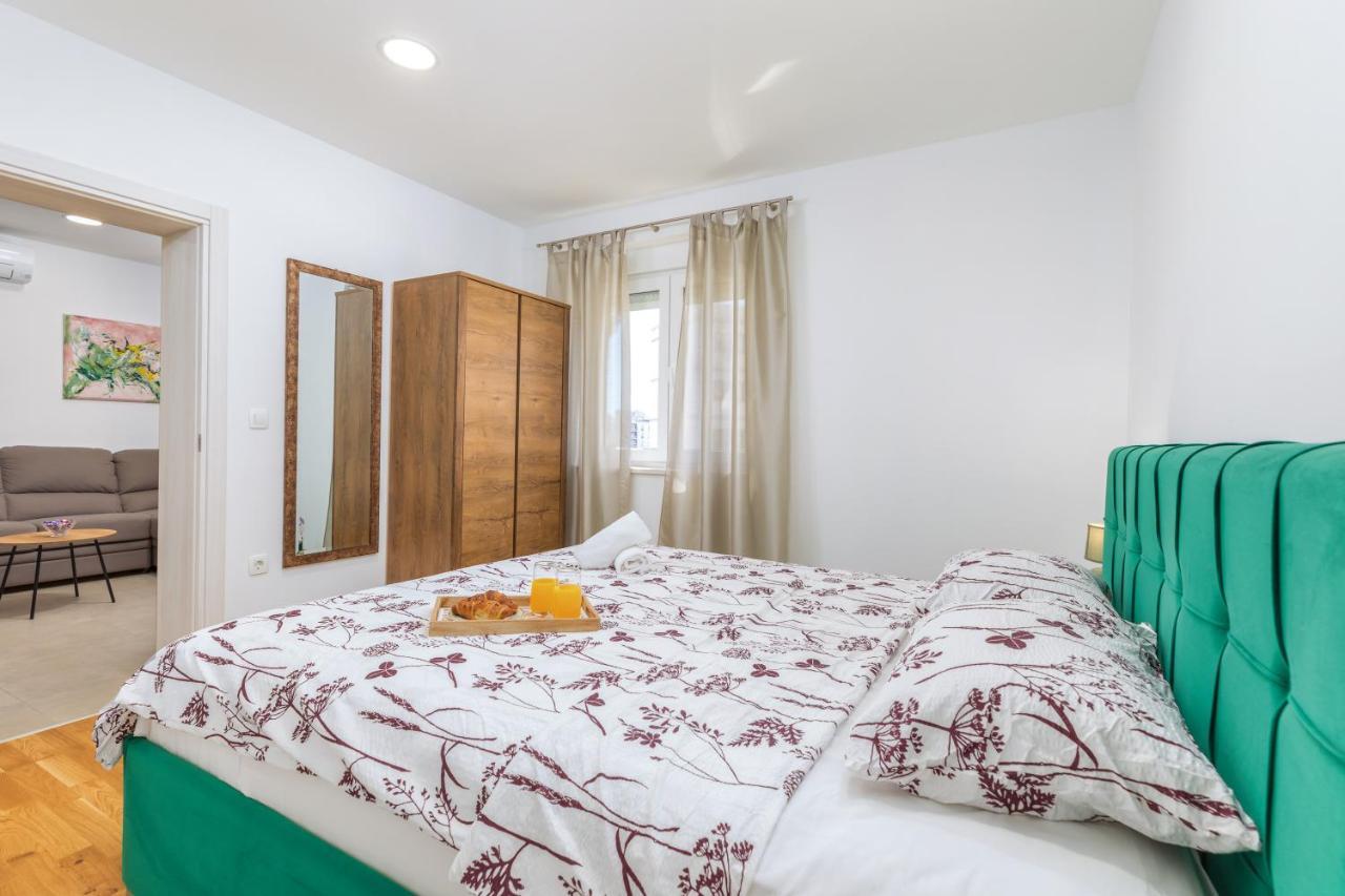 Apartment Lorilu Pula Exteriér fotografie